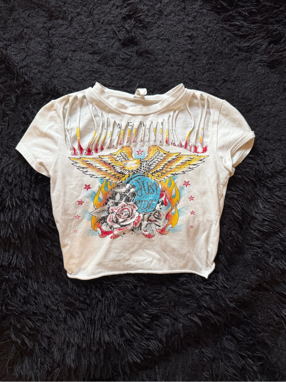 Windsor White Graphic Fringe-neck Tee